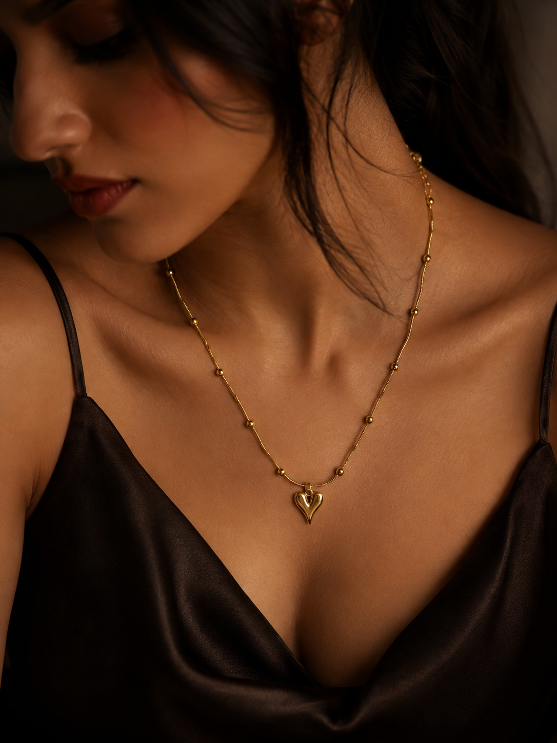 Dainty Gold Heart Pendant Necklace for Women – Beaded Chain