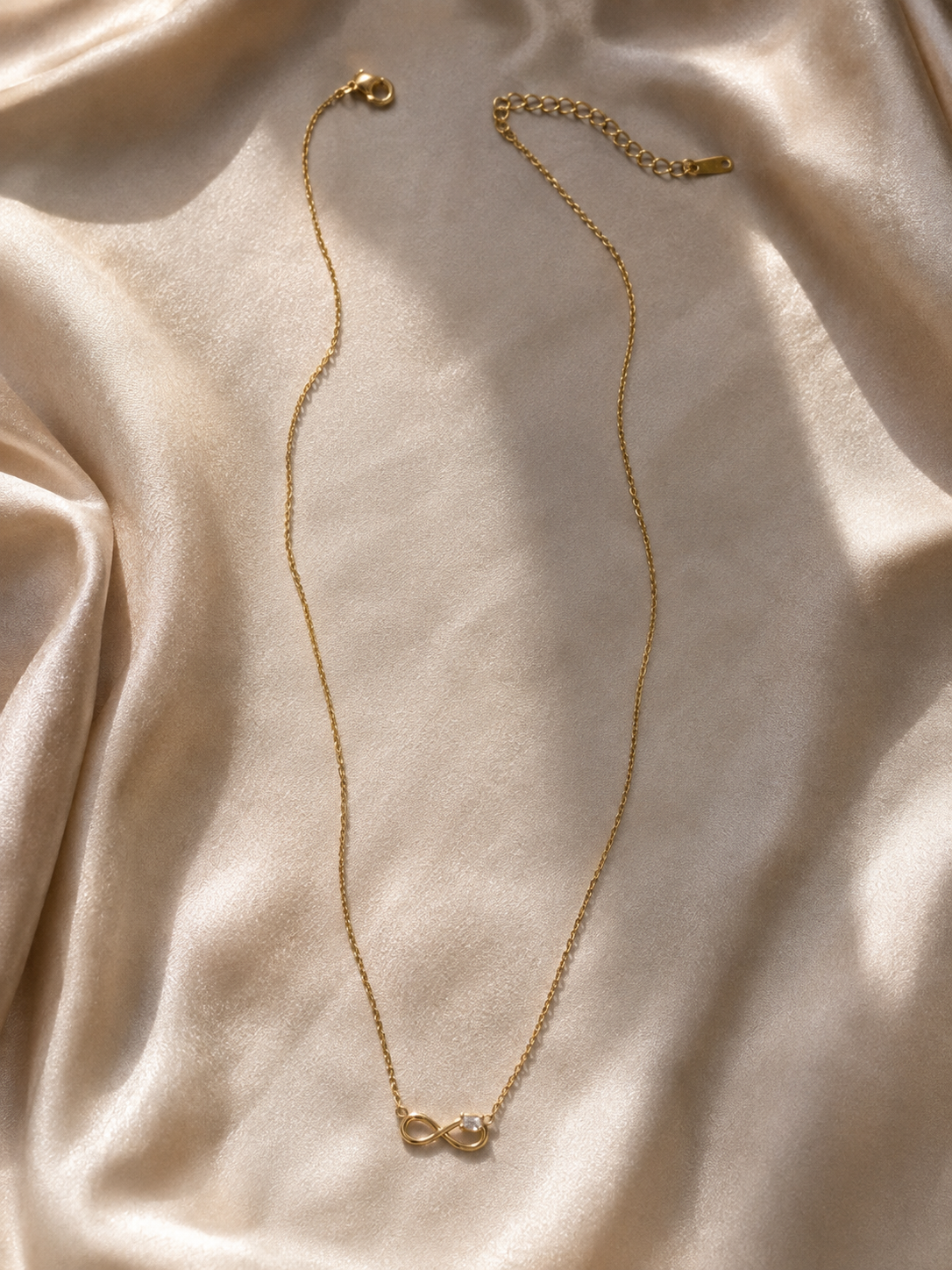 The Infinity Necklace — Gold | Riora Store